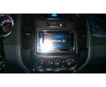 Lắp màn hình DVD Pioneer cho xe Ford Ranger_Phim cách nhiệt ô tô, dán kính xe hơi otohd.com