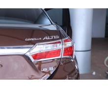 Ốp viền đèn hậu Corolla Altis xịn_Phim cách nhiệt ô tô, dán kính xe hơi otohd.com